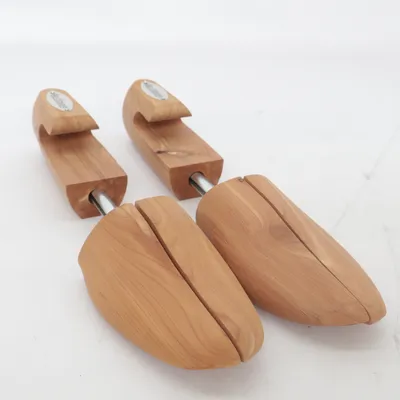 Shoe tree (Beige) from Allen Edmonds