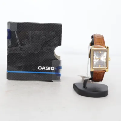Armbandsur (LTP-128-P) från Casio