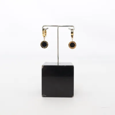 Örhängen (Guldfärgad, Svart) Okänd metall