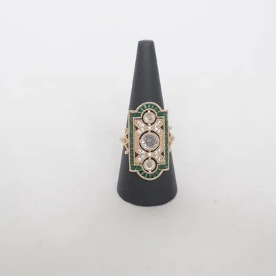 Ring (Guldfärgad) Okänd metall