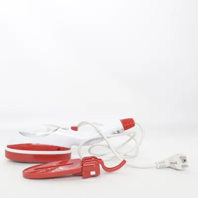 Appareil électroménager (Rouge, Blanc) de Intertek