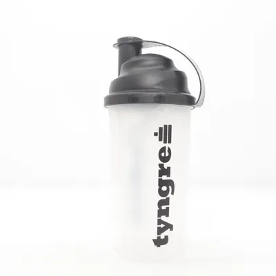 Protein Shaker (Vit, Svart) från Tyngre