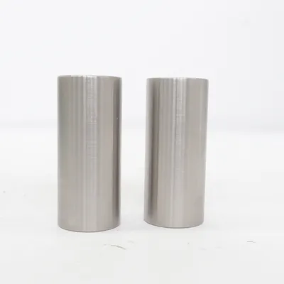 Salt- og peberkværn (Sølv) fra Stelton