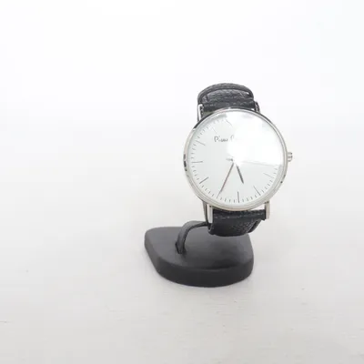 Armbåndsur (Sort, Hvid) fra Pierre Cardin