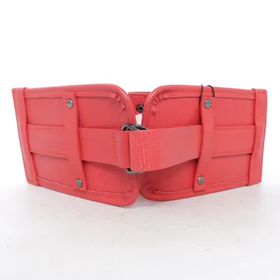 Midjebälte (Röd) från Missguided