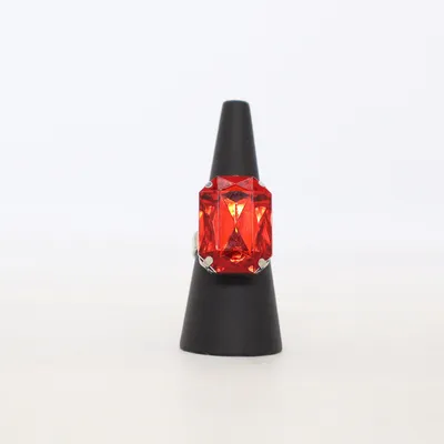 Ring (Röd, Silverfärgad) Okänd metall, Plast