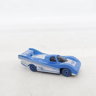 Leksaksbil (PORSCHE 956) från Maisto