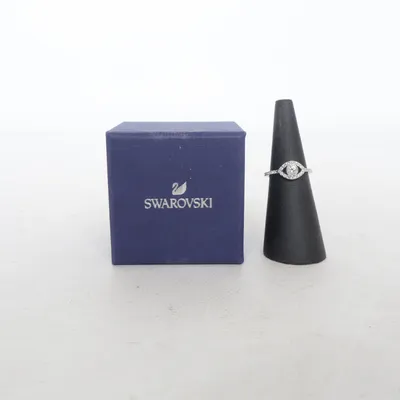Ring (Silverfärgad) från Swarovski Okänd metall
