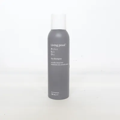 Dry shampoo (Perfect Hair Day) from Living Proof.