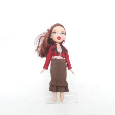 Poupée (Rouge, Marron) de Bratz