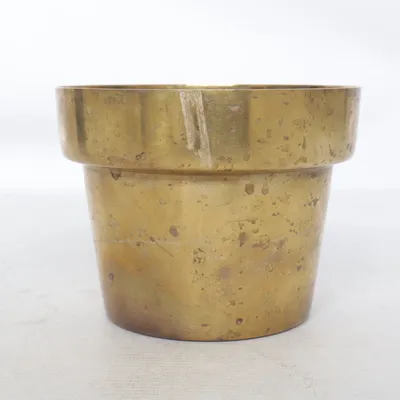 Kruka (Guldfärgad) från Skultuna