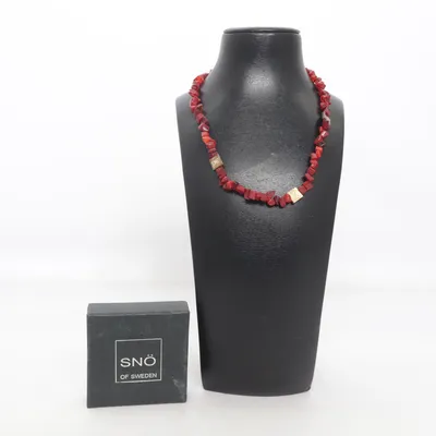 Collier (Rouge) de Snö of Sweden Métal inconnu