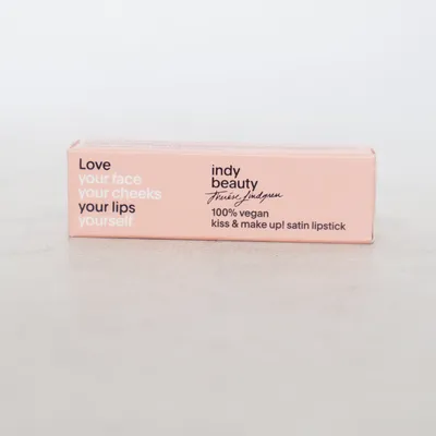 Läppstift (Beige) från Indy Beauty