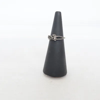 Ring (Silverfärgad) Okänd metall
