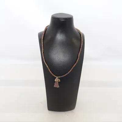 Halsband (Brun) från Moshi Okänd metall