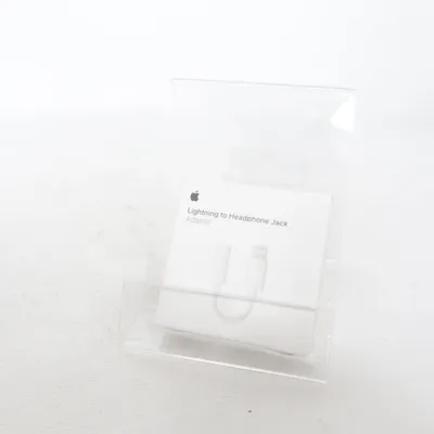 Adapter (Lightning To Headphone Jack Adapter) från Apple