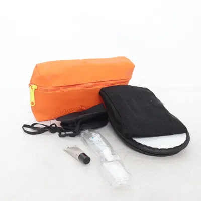 Rejsekit (Sort, Orange) fra Mandarina Duck
