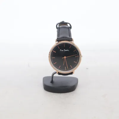 Armbandsur (Svart, Guldfärgad) från Pierre Cardin