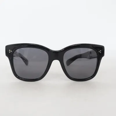 Solglasögon (Svart) från Oliver Peoples
