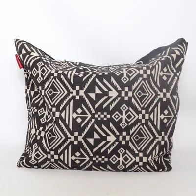 Weekend bag (White, Black) from Reisenthel