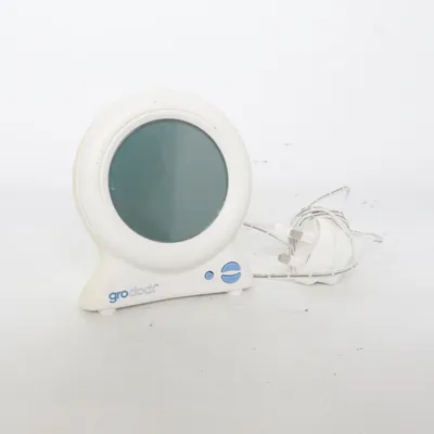 Table clock (Hj008) from The Gro Company