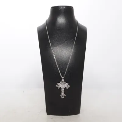 Halsband (Kors) Okänd metall