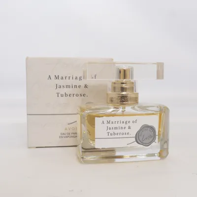 Eau de Parfum (A Marriage Of Jasmine & Tuberose) van Avon