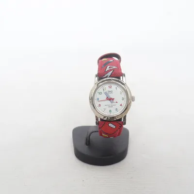 Armbandsur (Röd, Flerfärgad) från Q&Q
