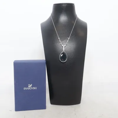 Halsband (Blå, Silverfärgad) från Swarovski Okänd metall