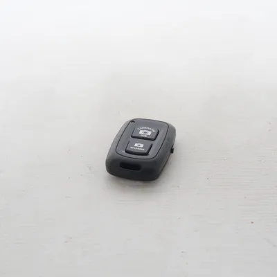 Camera accessory (I Shutter)