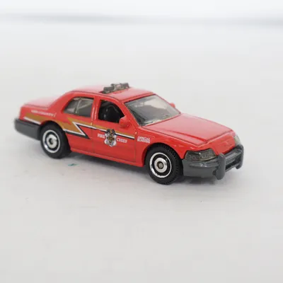 Leksaksbil (Crown Victoria) från Matchbox