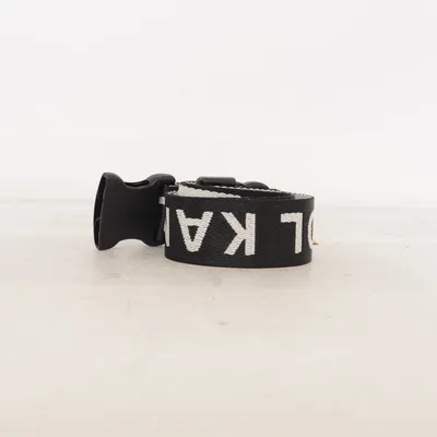 Ceinture (Blanc, Noir) de Kangol x H&M