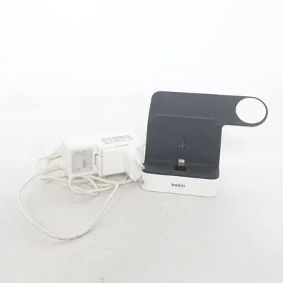 Docking station (PowerHouse Charge Dock) from Belkin