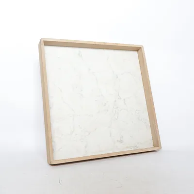 Plateau (Beige, Blanc, Multicolore) de Louise Roe