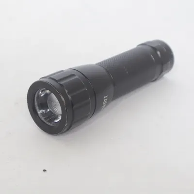 Lampe de poche (Noir) de Asaklitt
