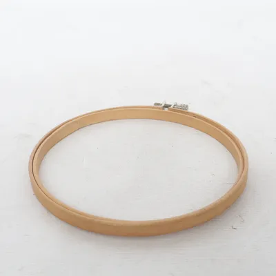 Embroidery frame (Beige)