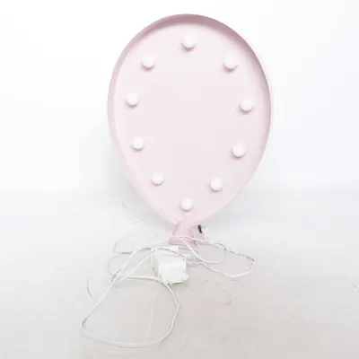 Vägglampa (Rosa) från East Import