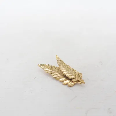 Brooch (Gold) Unknown metal