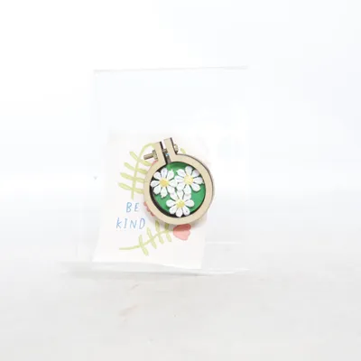 Broche (Multicolore) Bois