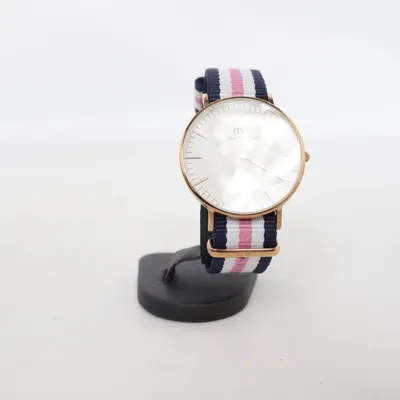 Armbandsur (Blå, Vit, Rosa) från Daniel Wellington
