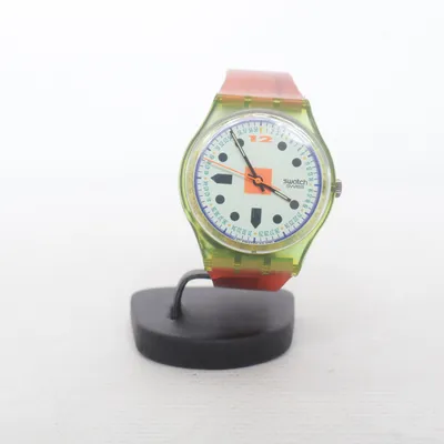 Montre (Orange, Vert, Blanc) de Swatch