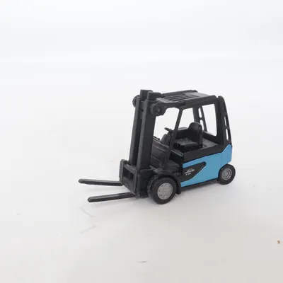 Toy car (Linde E35) from Siku