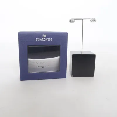 Örhängen (Silverfärgad) från Swarovski Okänd metall
