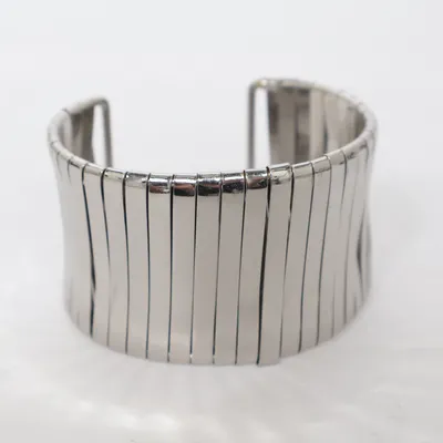 Armband (Silverfärgad) Okänd metall