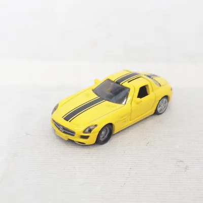 Leksaksbil (SLS AMG) från Mercedes-Benz