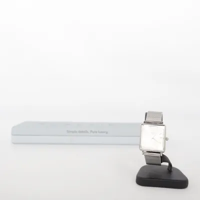 Armbandsur (QMWMS-Q038) från Rosefield