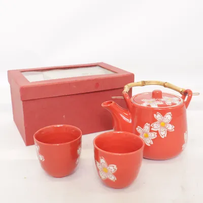 Servis (Röd, Flerfärgad) från Tiger- Stores