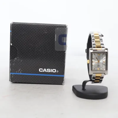 Armbandsur (Silverfärgad, Guldfärgad) från Casio