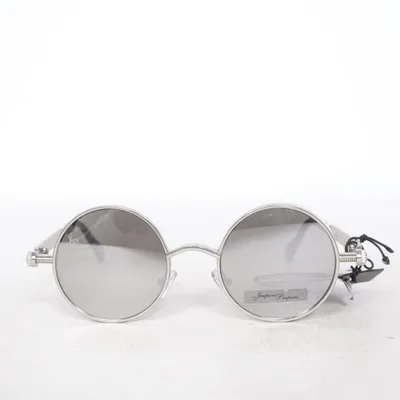 Sunglasses (Silver) from Jeepers Peepers