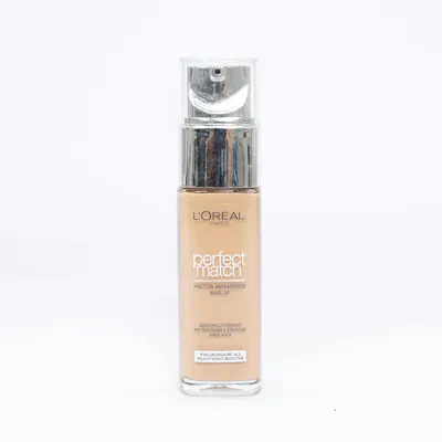 Foundation (4.5 n neutral undertone) van L'Oréal Paris